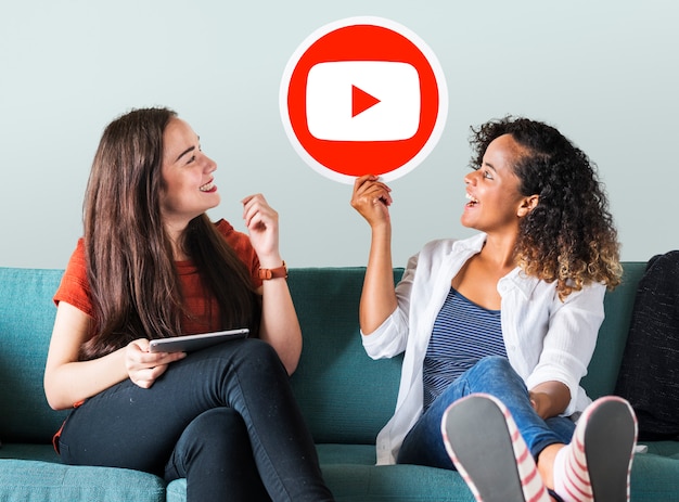 Aprende cómo añadir un vídeo de YouTube a tu página de WordPress y sorprende a tus seguidores con contenido visual irresistible