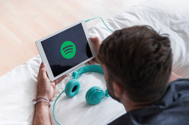Consigue Spotify Premium Gratis con la APK