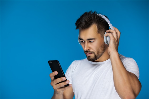¡Adiós al aburrimiento! Descubre por qué Spotify no te deja instalar y cómo solucionarlo en un abrir y cerrar de oídos