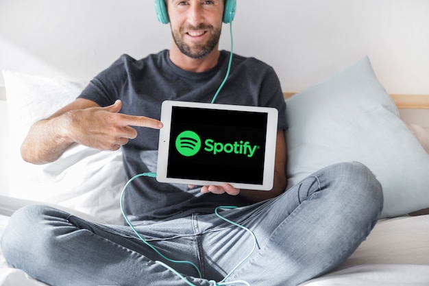 ¡Descubre cómo ser el rey de la música sin gastar un duro en Spotify Premium para Android!
