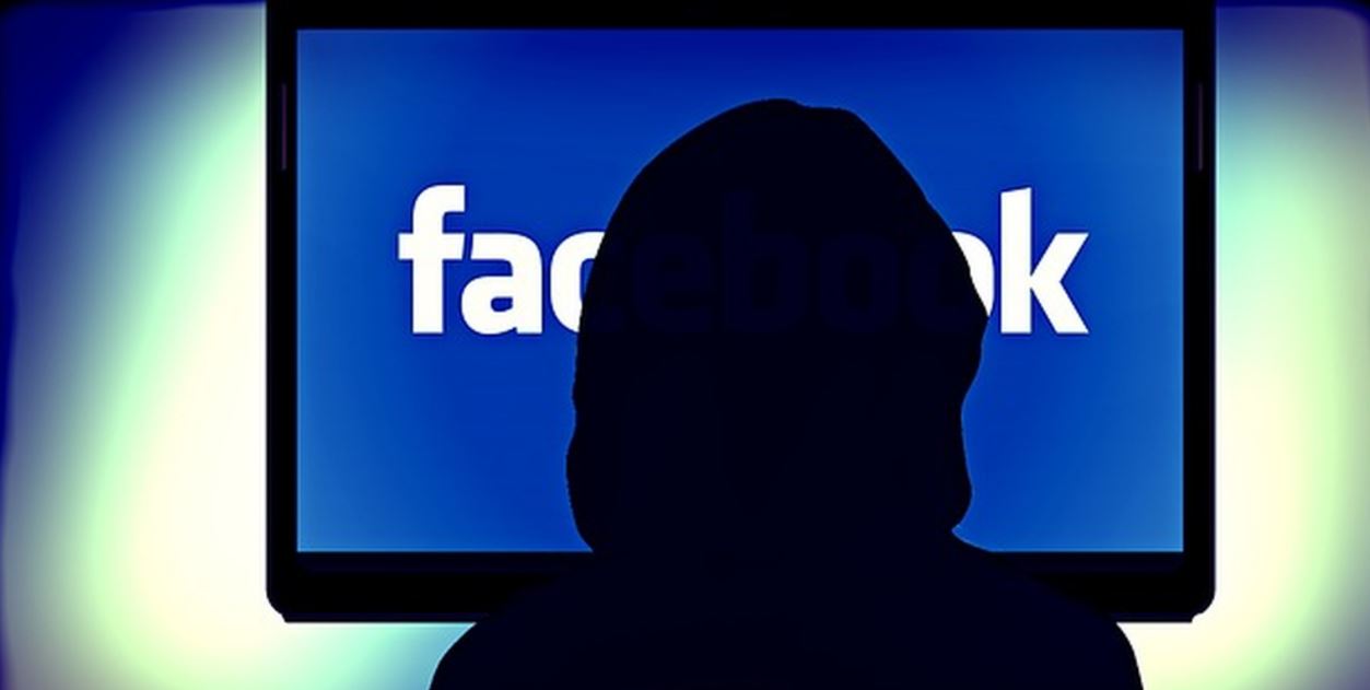 ¿Cómo saber si alguien hackeó tu cuenta de Facebook?