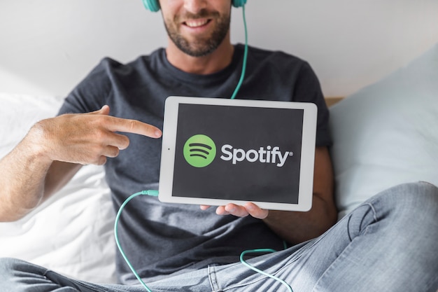 ¿No puedes resistirte a la música de Juego de Tronos en Spotify? Descubre cómo encontrar el tono perfecto para tu playlist