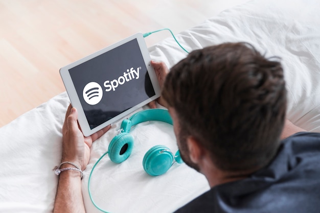 ¿Por qué no puedes escuchar tu canción favorita en Spotify?